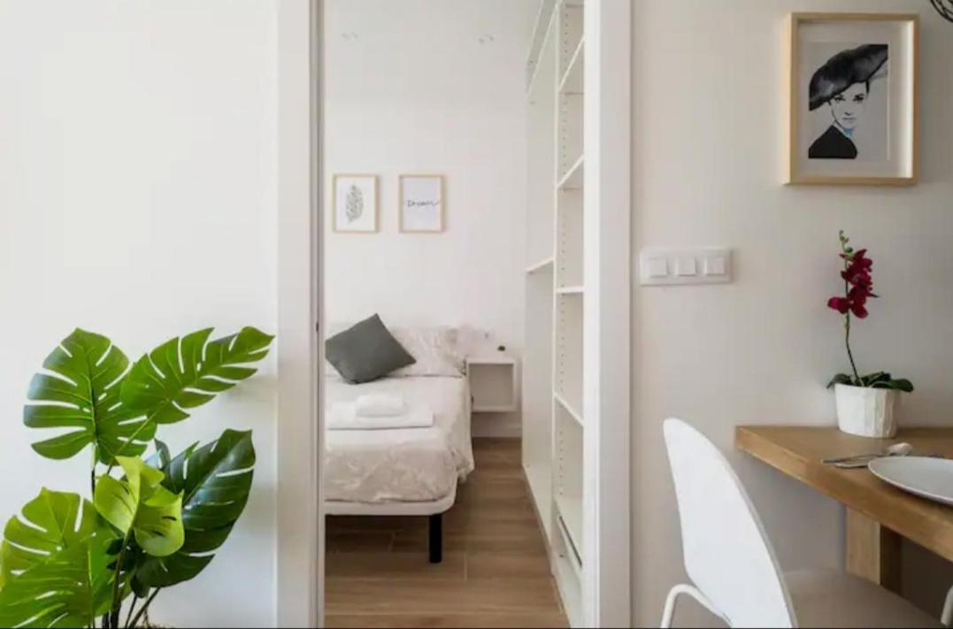 Apartment Close To The Beach سان أدريان دي بيزوس المظهر الخارجي الصورة